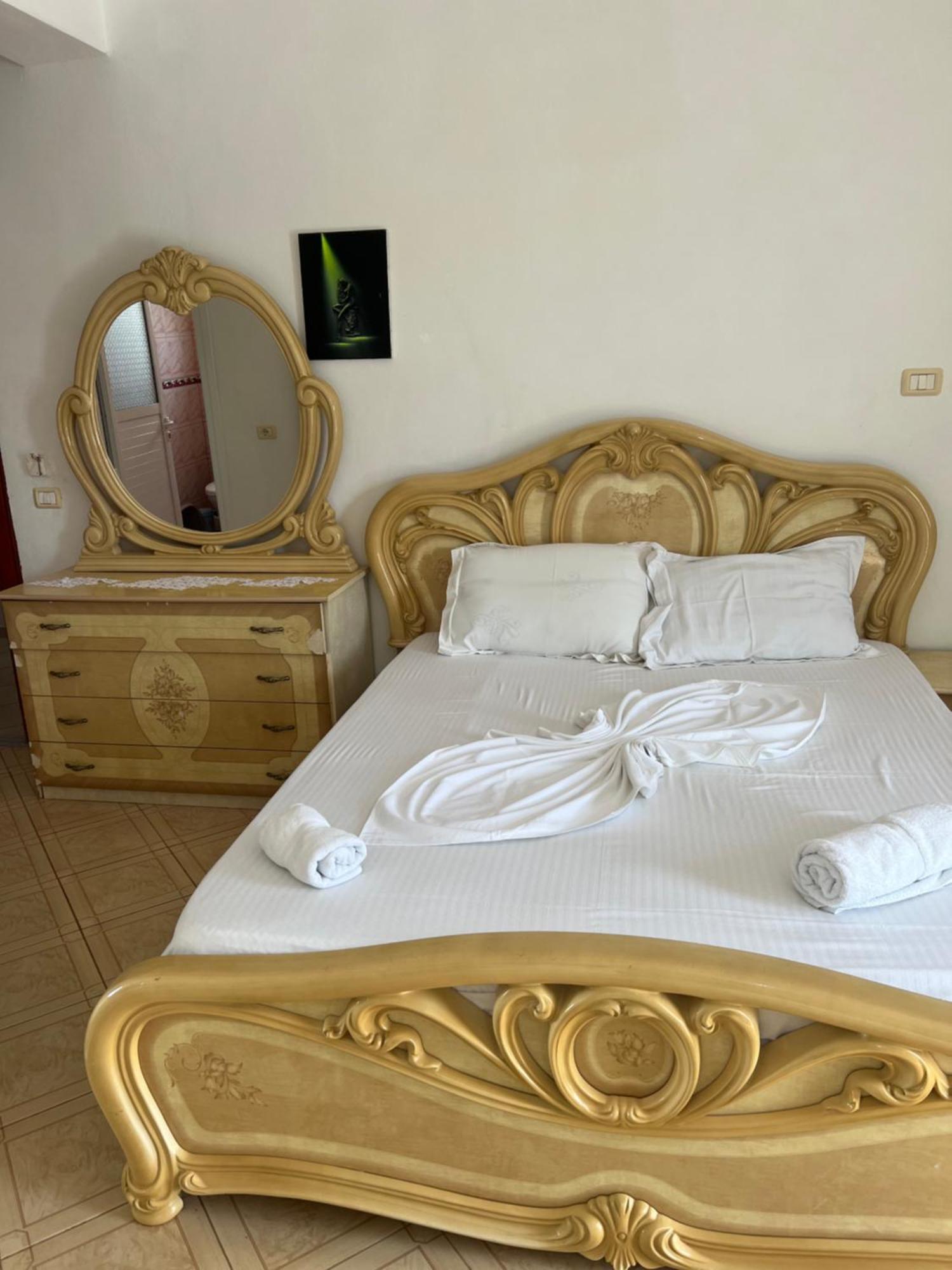 Majki Beach Apartments Sarandë 外观 照片