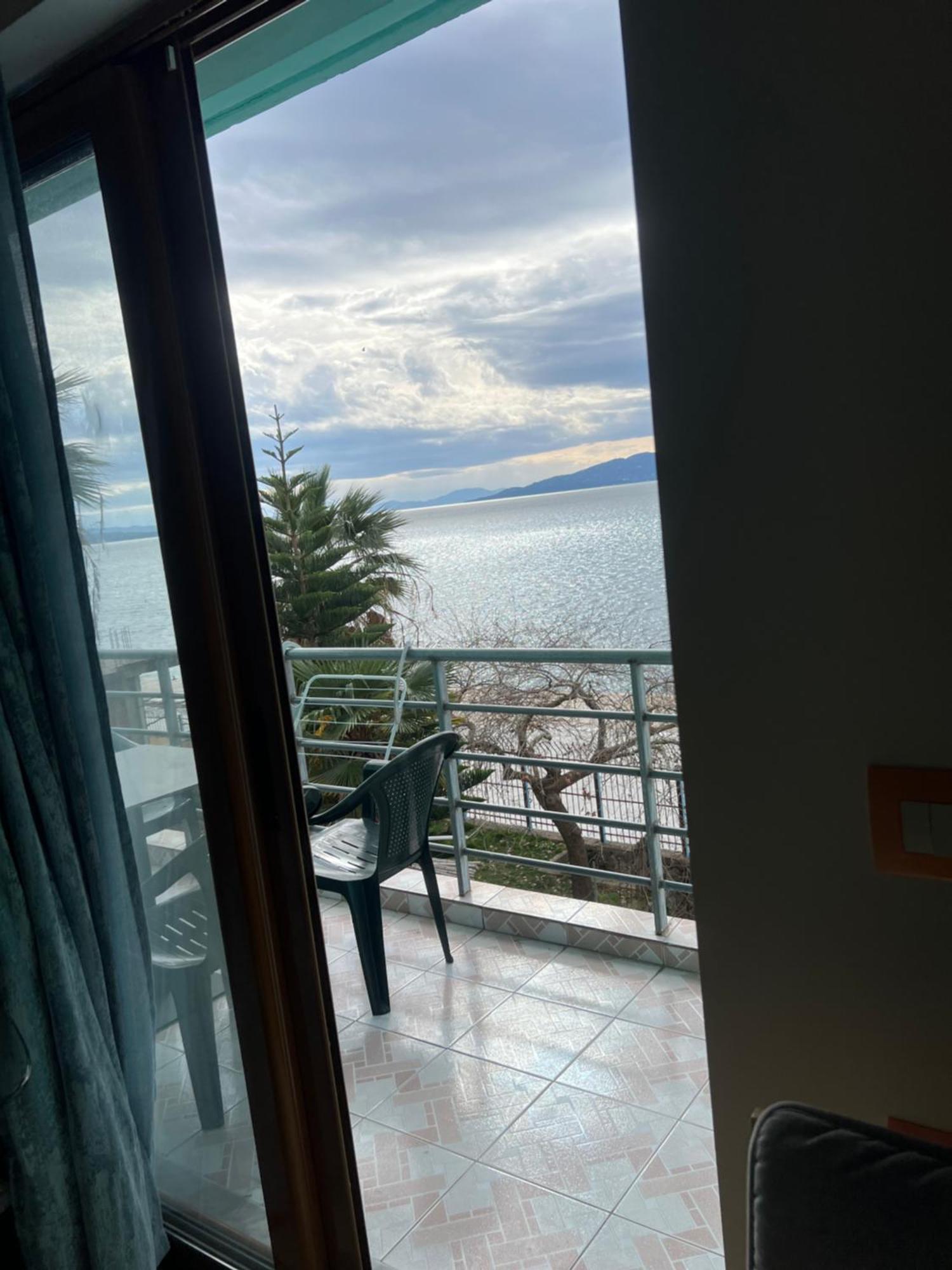 Majki Beach Apartments Sarandë 外观 照片