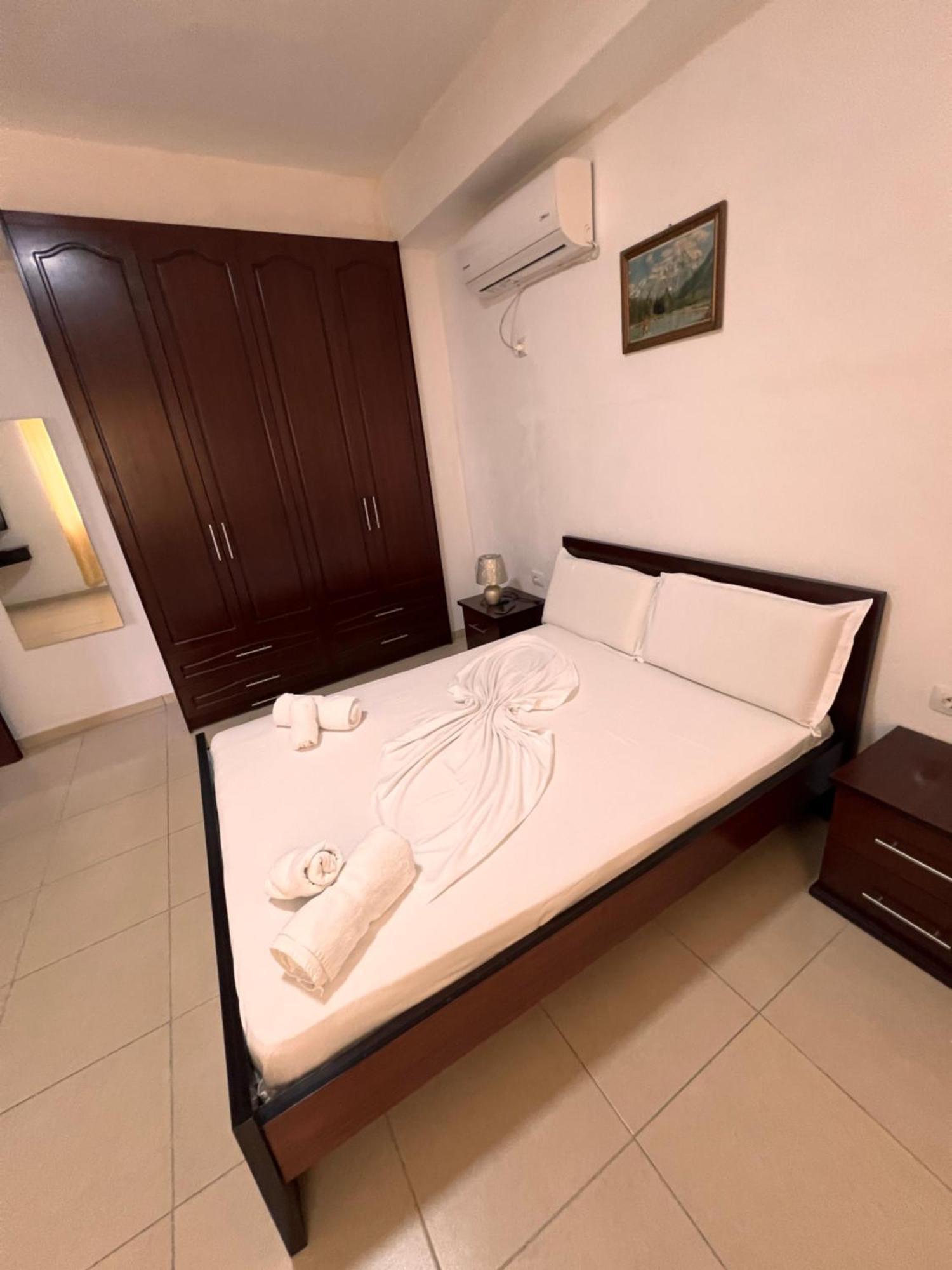 Majki Beach Apartments Sarandë 外观 照片