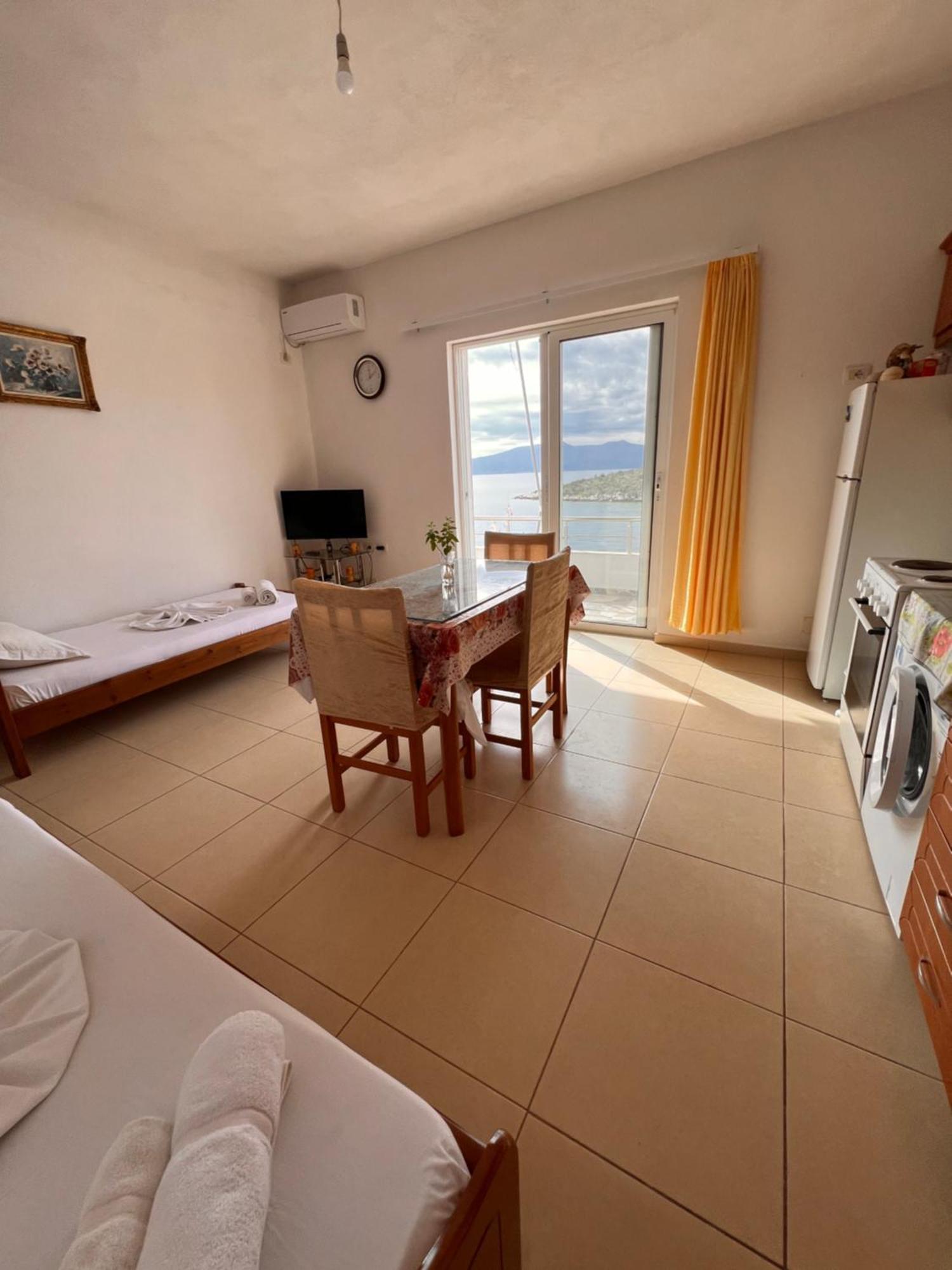 Majki Beach Apartments Sarandë 外观 照片