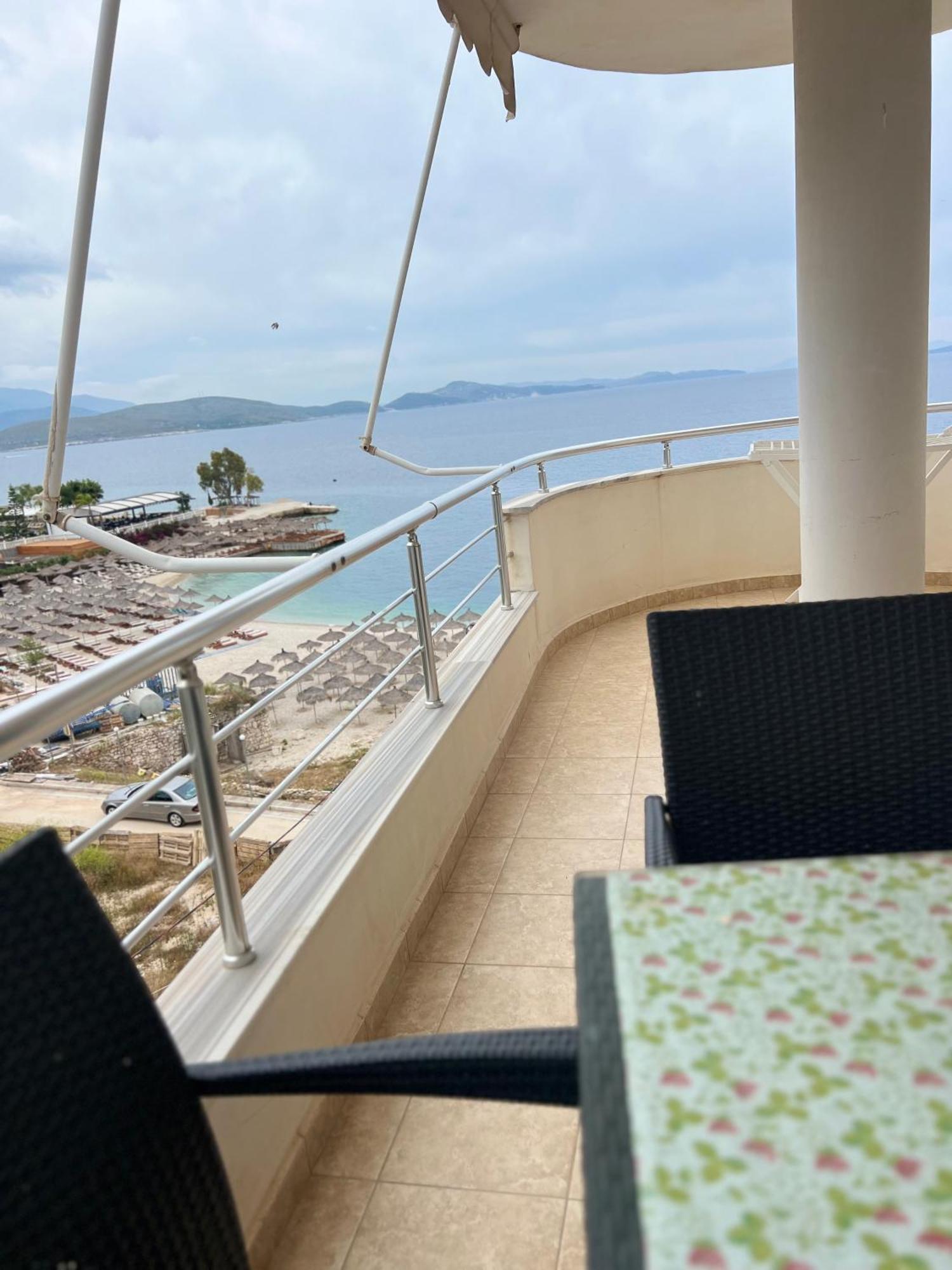 Majki Beach Apartments Sarandë 外观 照片